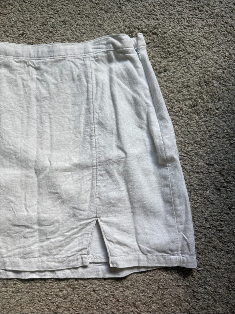 Abercrombie & Fitch White Mini Skirt